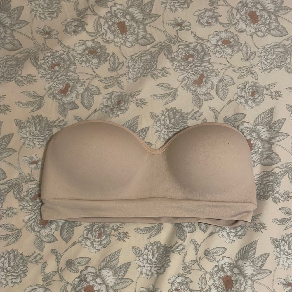 Seamless Strapless Bandeau Bra - Nude
